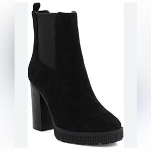 NWOT Seven7 Black Women's Boots “Suede” Size 7